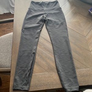 lululemon size 4 25in heather grey wunder train, never worn, like new